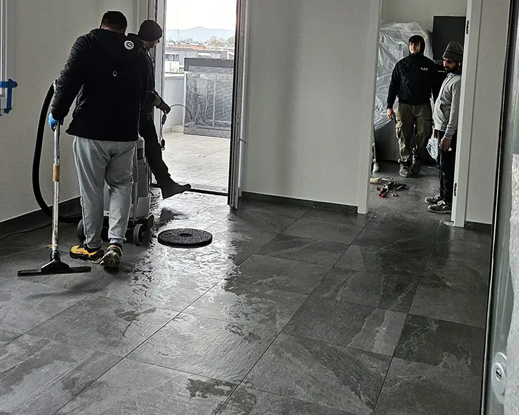 pulizia-a-fondo-sporco-pesante